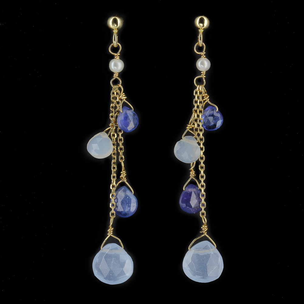 Long 18kt gold earrings with colored stones and pearls