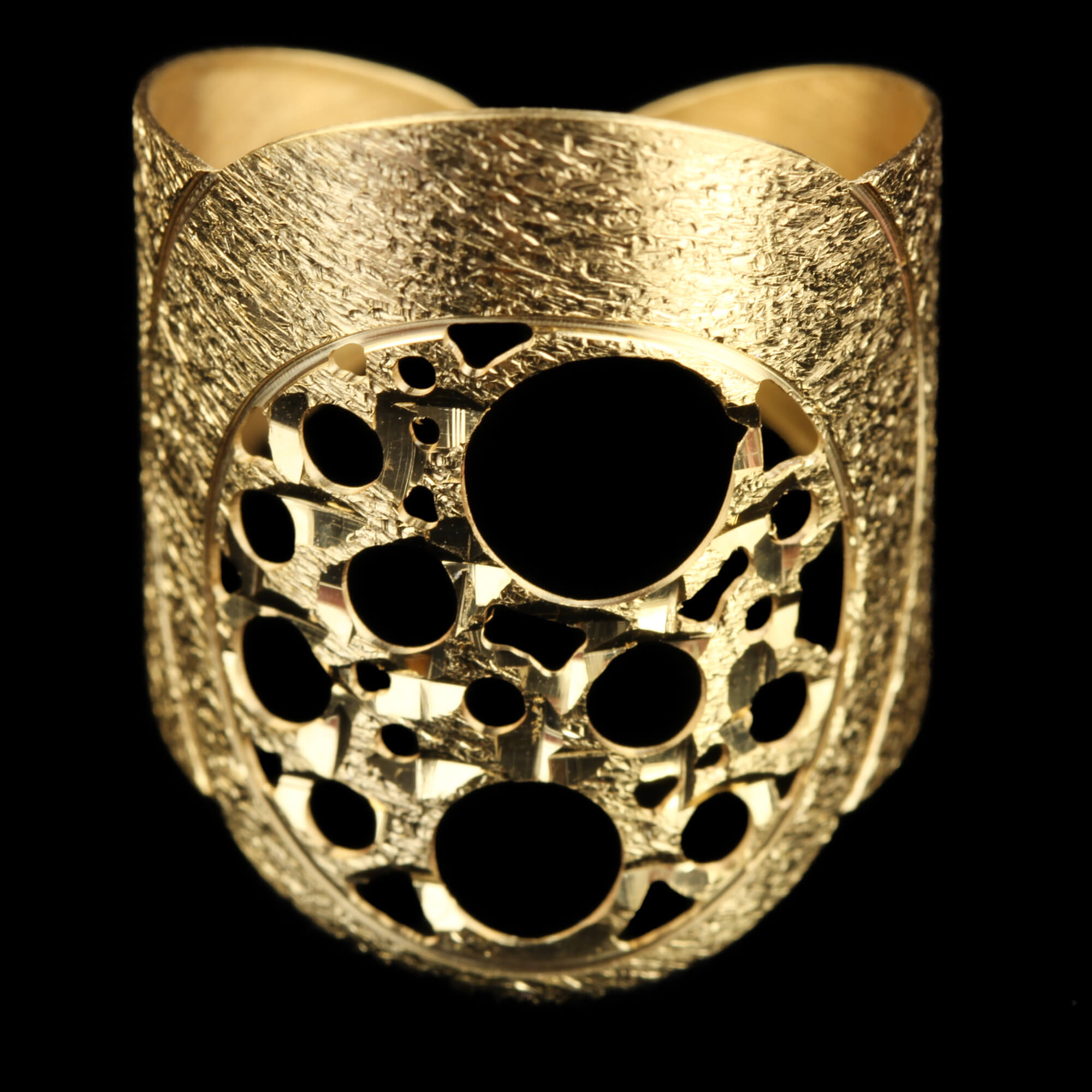 Gold colour silver openwork ring