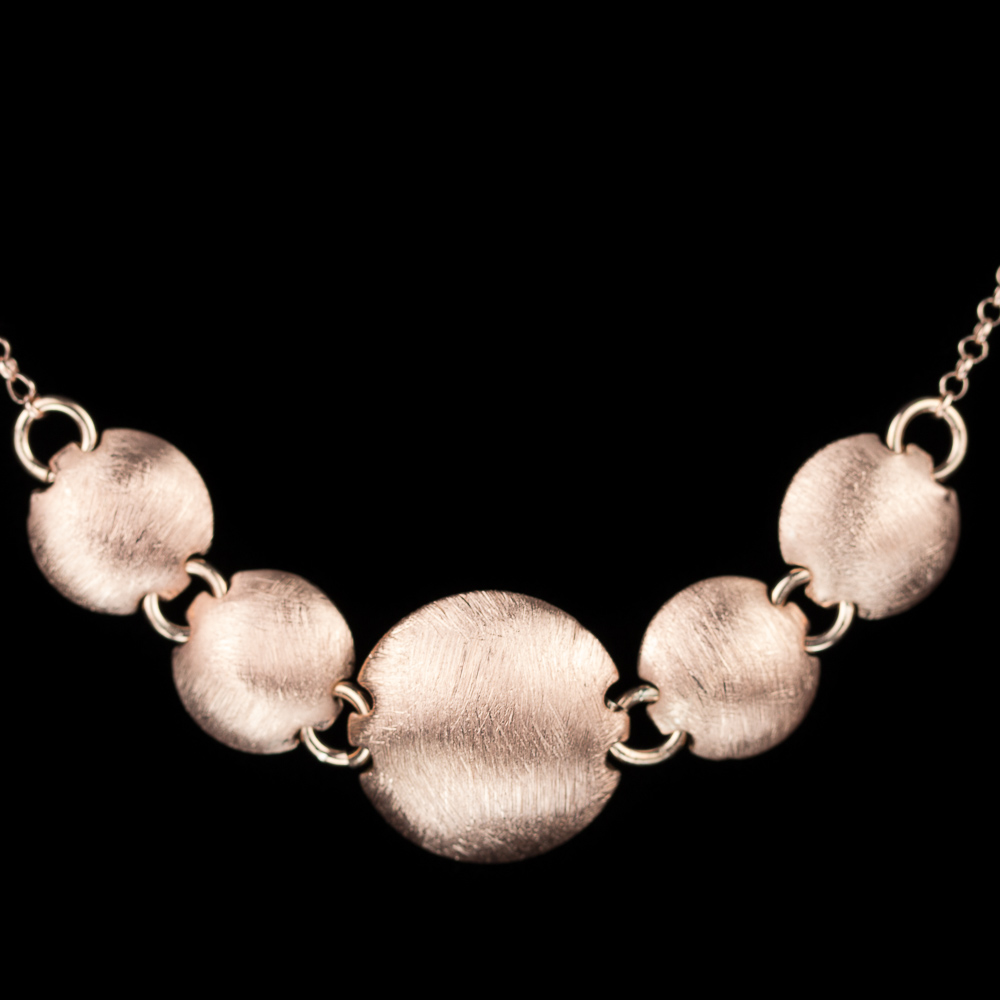 CR0416002 - Rosé ketting van zilver en bolletjes