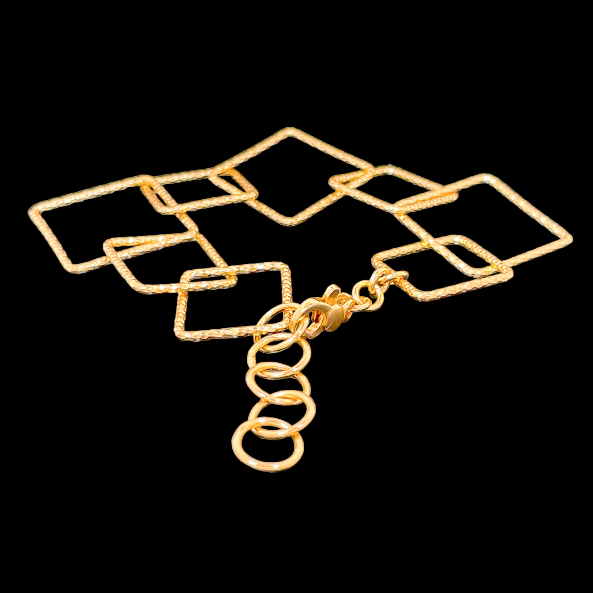 Bracelet plaqué or avec carrés ouverts