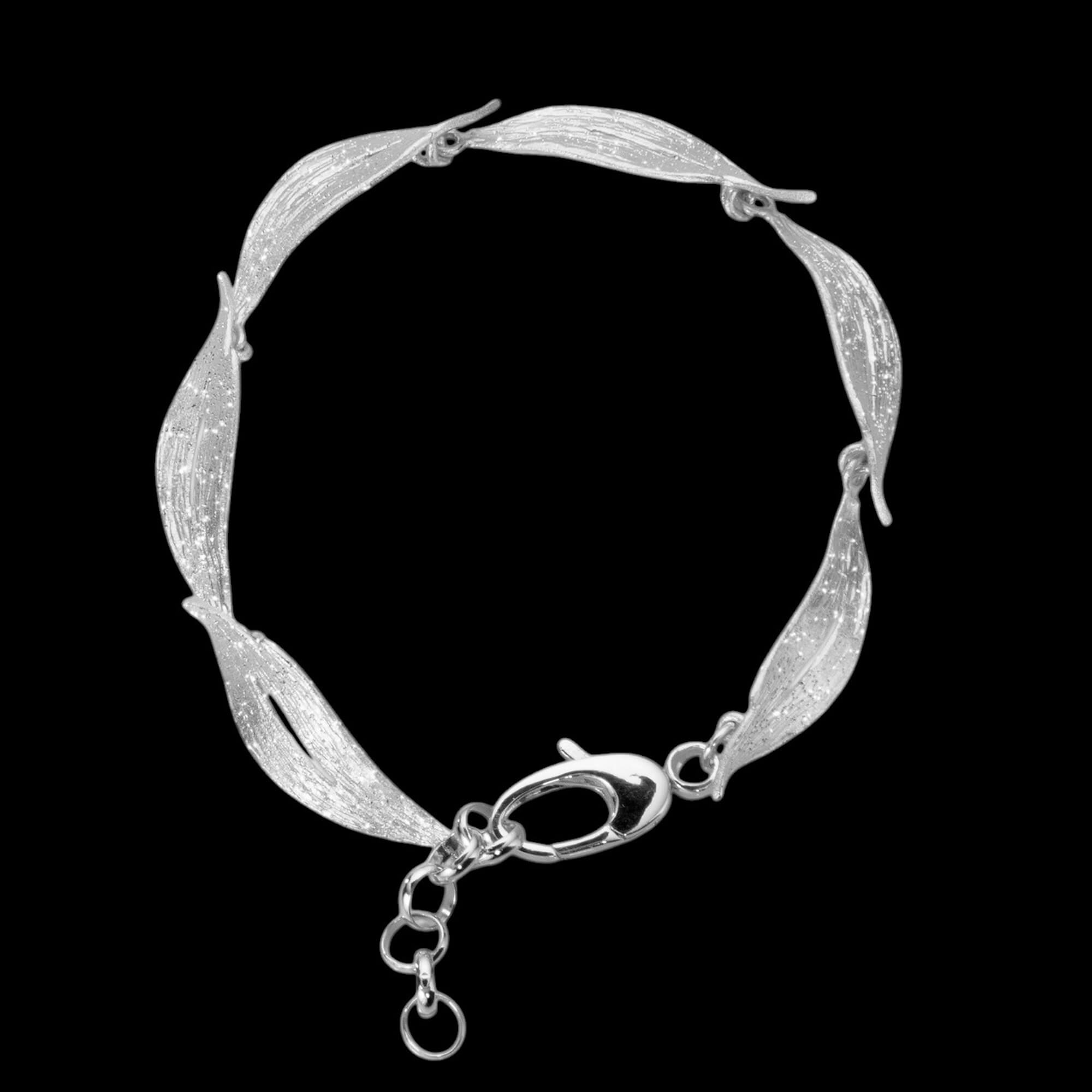 Zilveren bladvormige armband Zilveren bladvormige armband