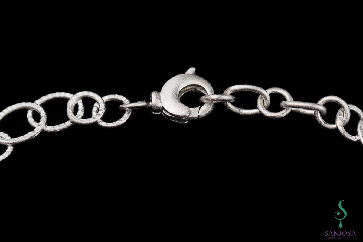 OGI0818001 - Zilver collier van matte en open schakels