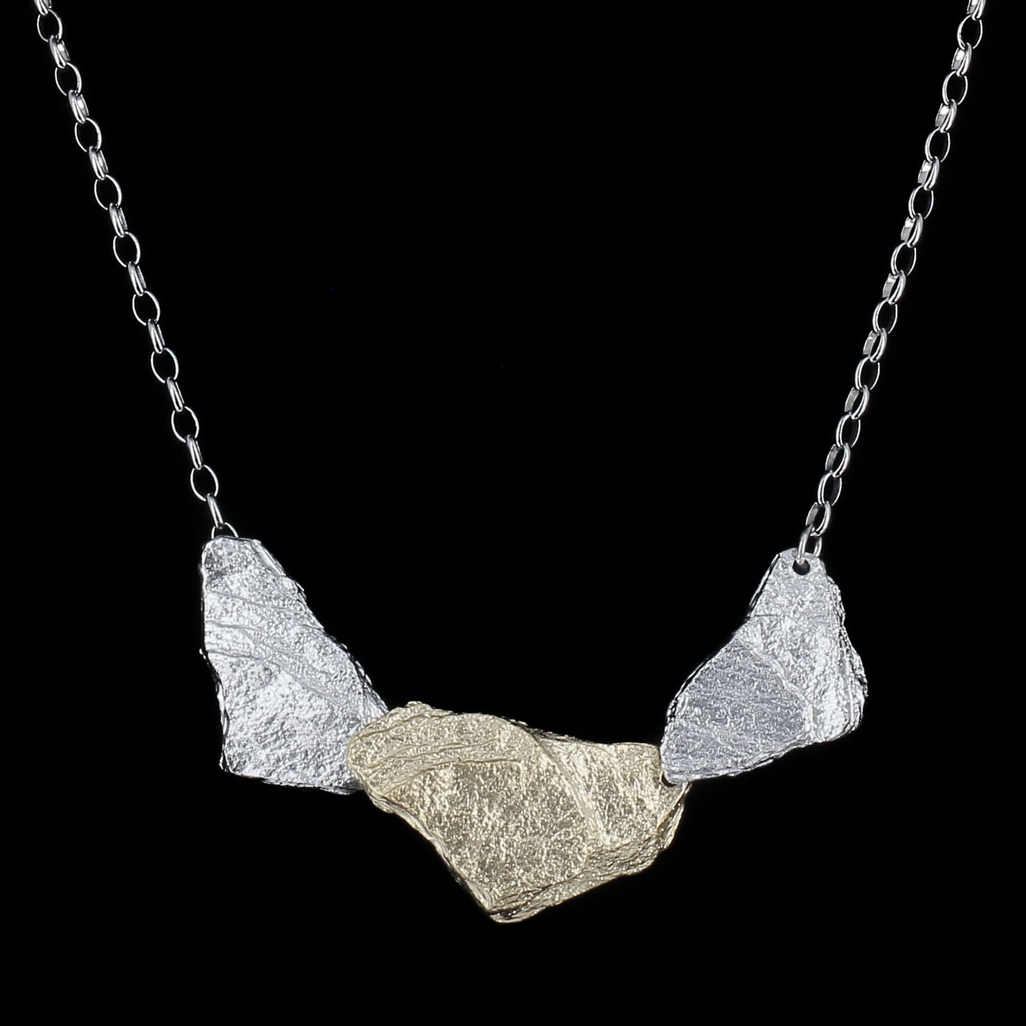L0321004 - Tweekleurige zilveren steenvormige hangers met ketting