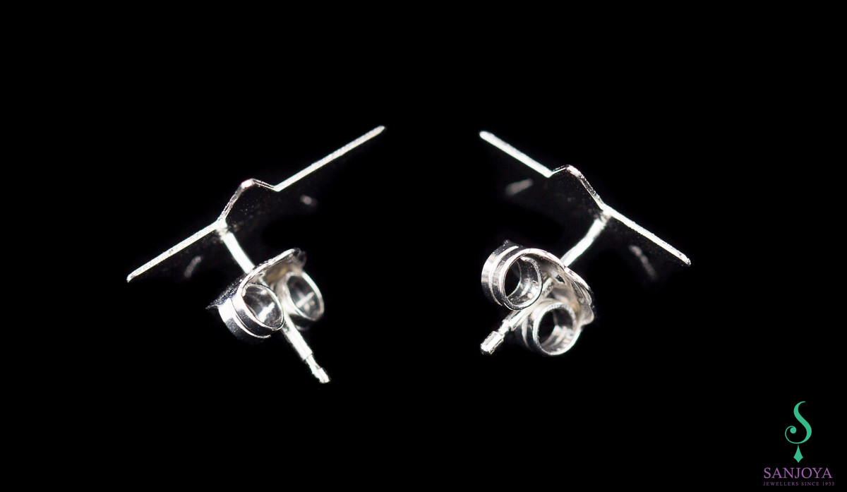 Silver matt star earrings