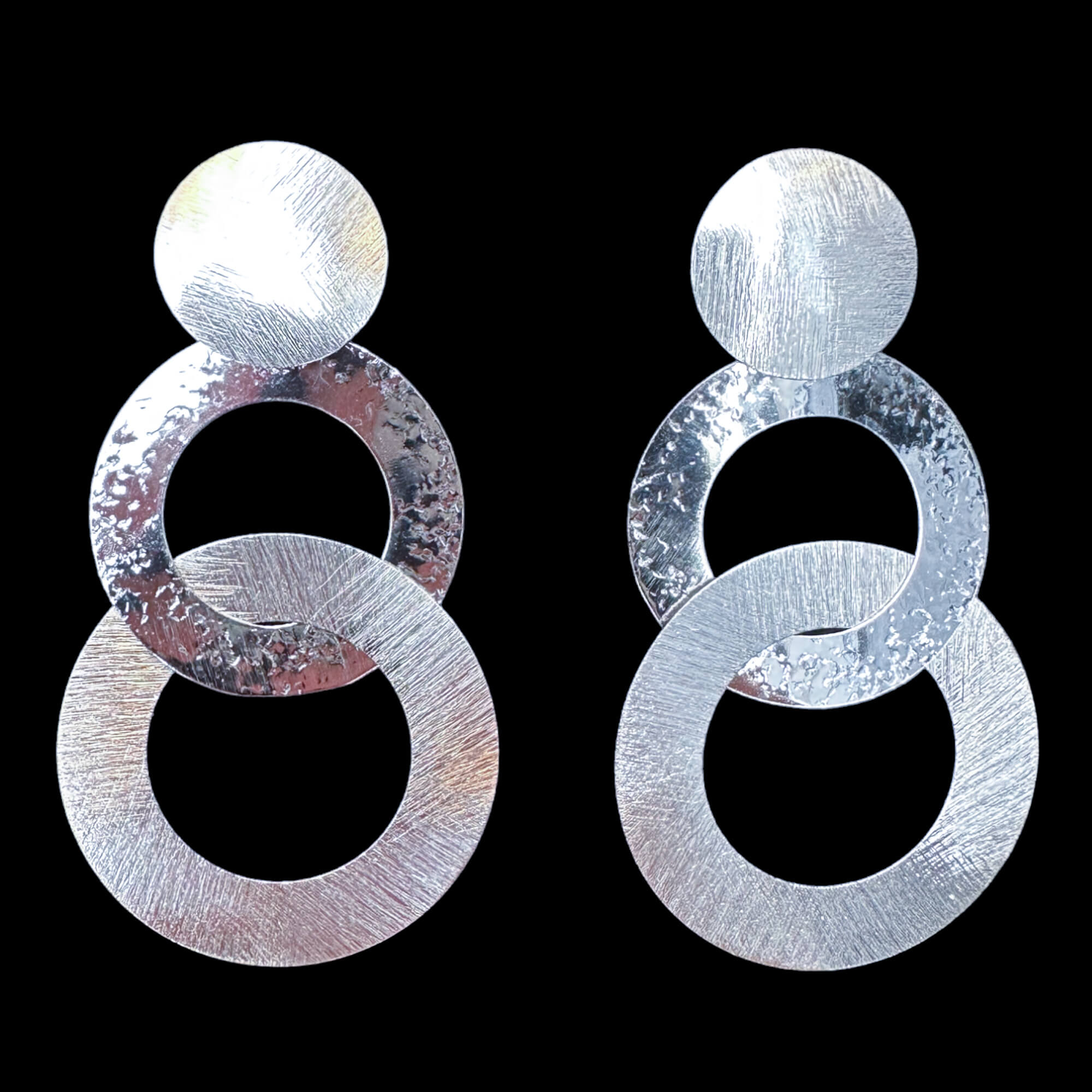 Silver hanging circular earrings