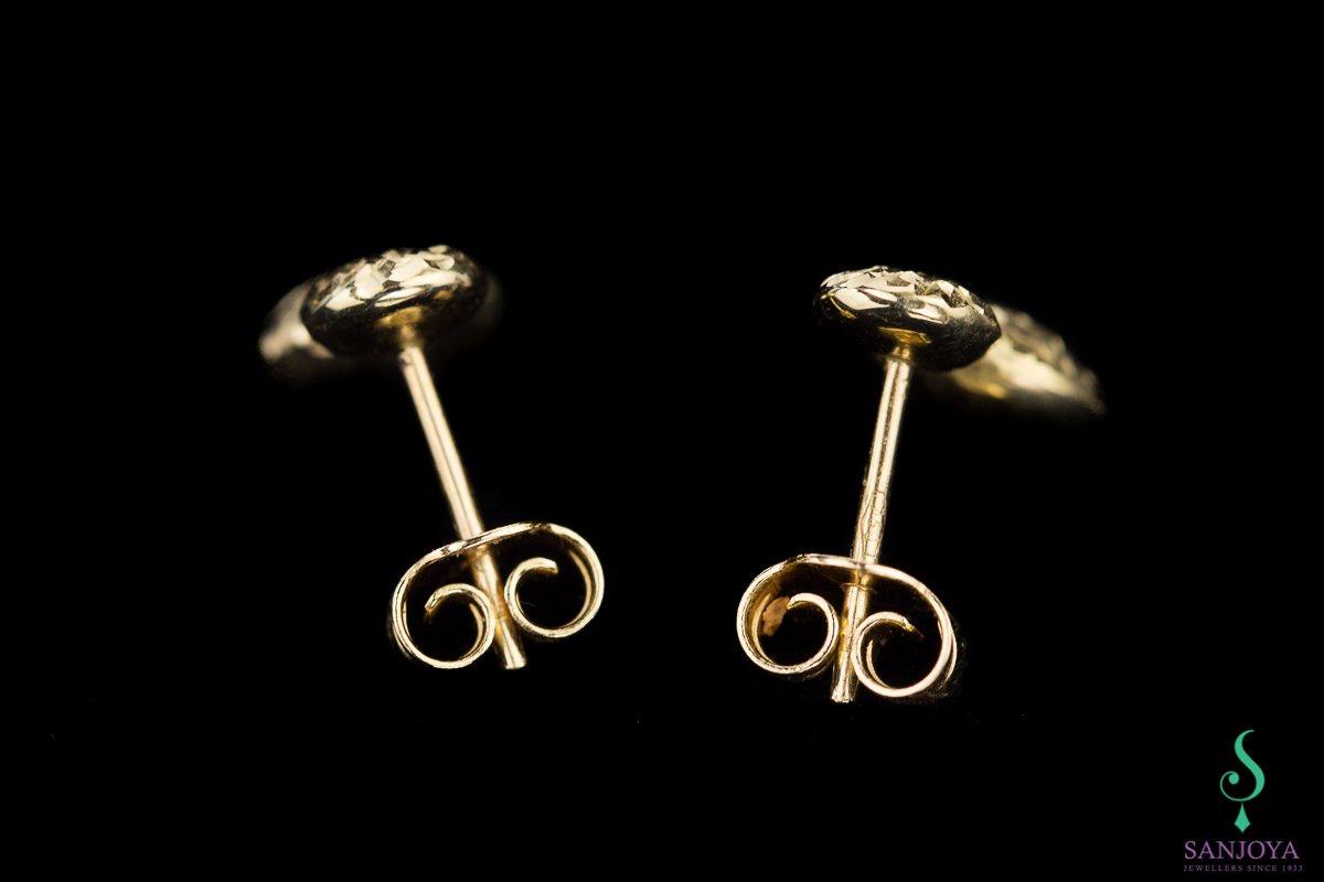 Brilliant gold earrings with 18Kt gold