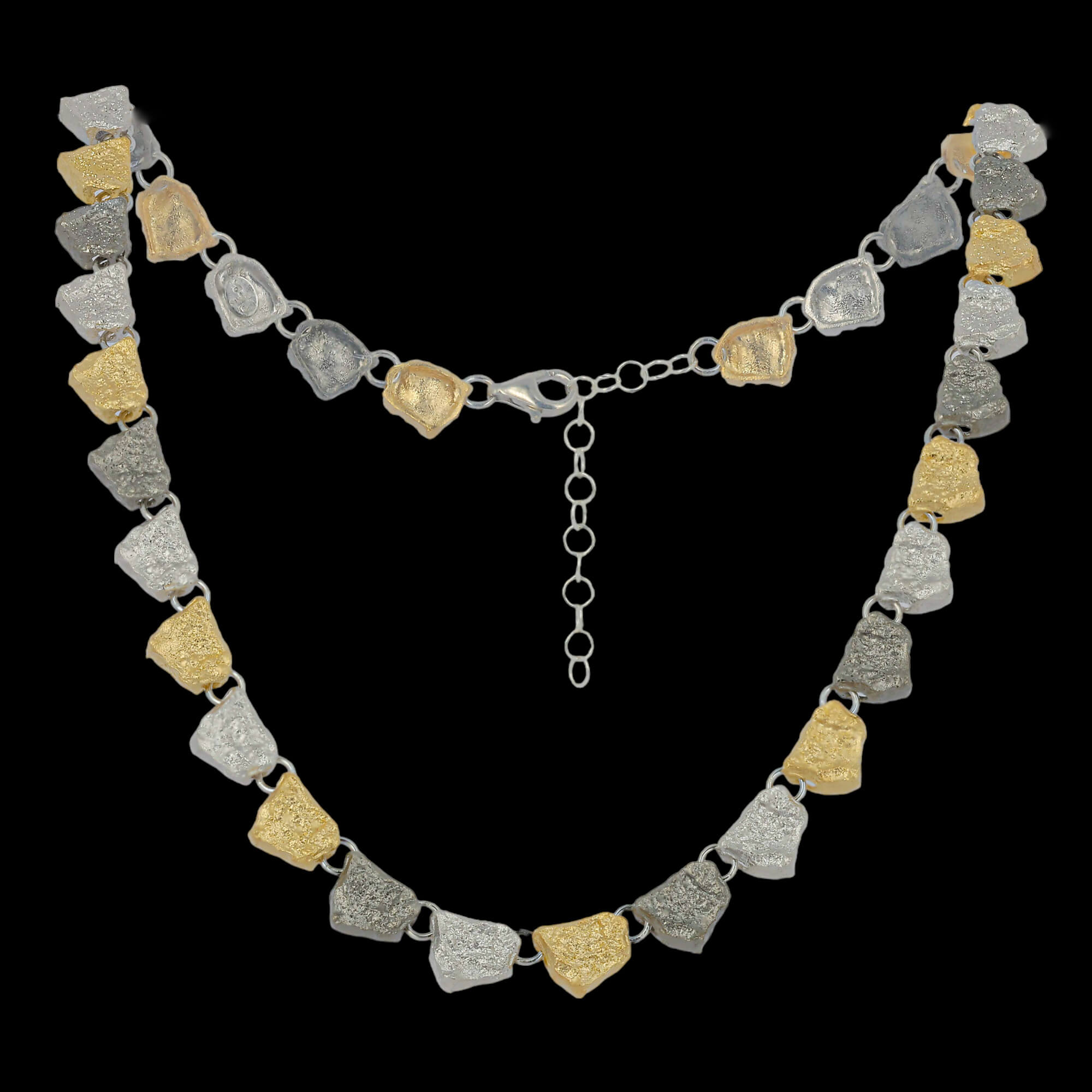 Beautiful tricolor silver necklace/small stones