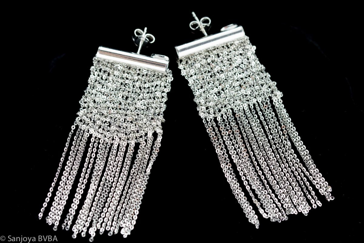 Silver earrings with multiple little chains