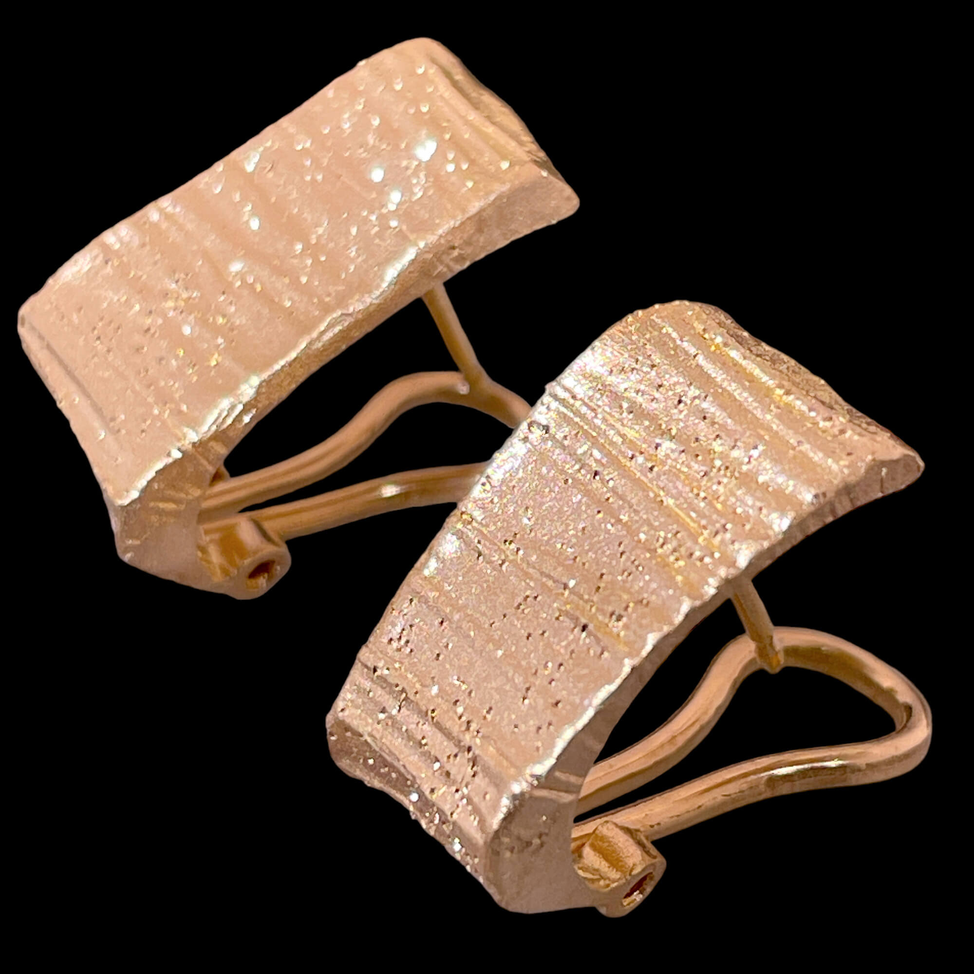 Rectangular and beautiful gilded earrings