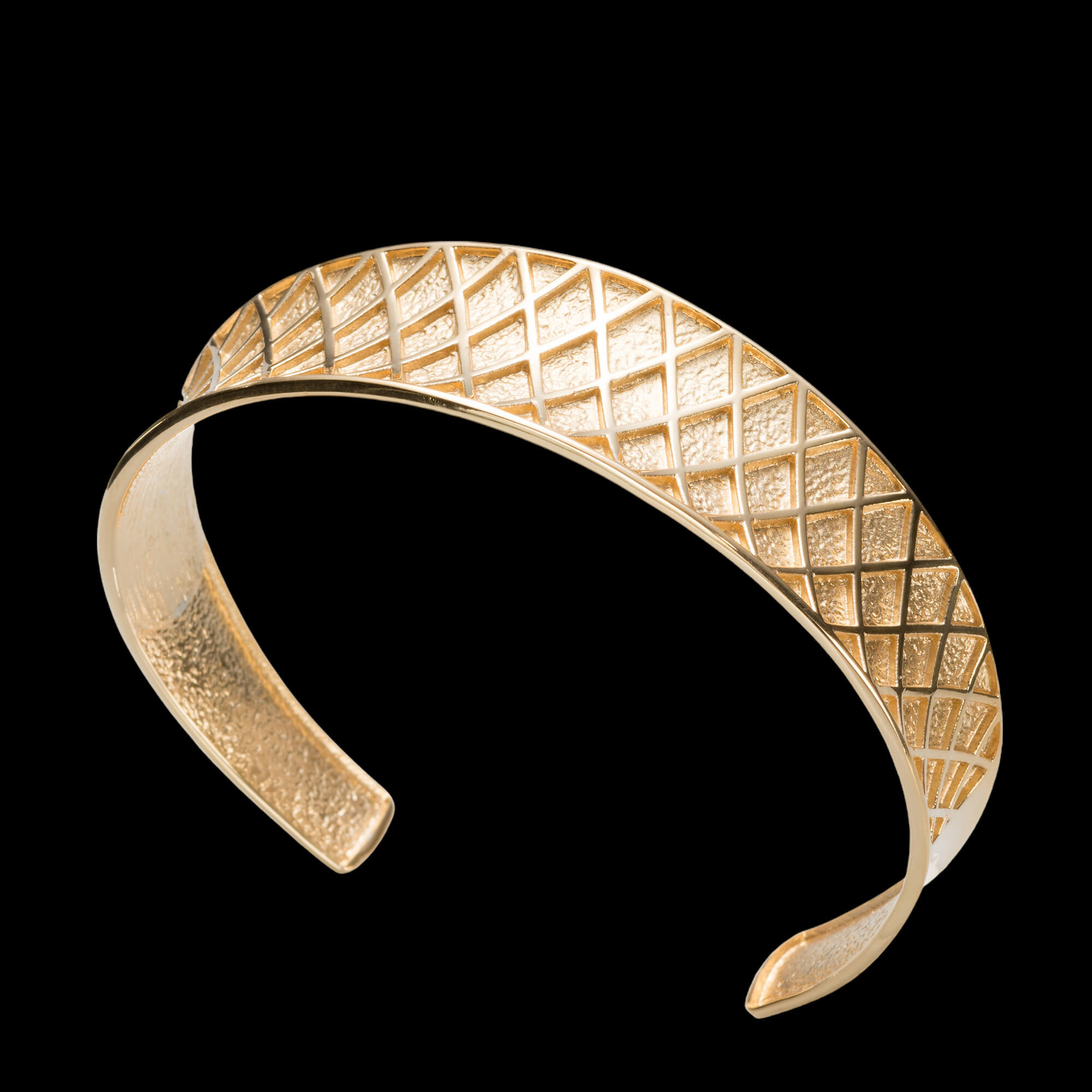 Gilded diamonds bangle