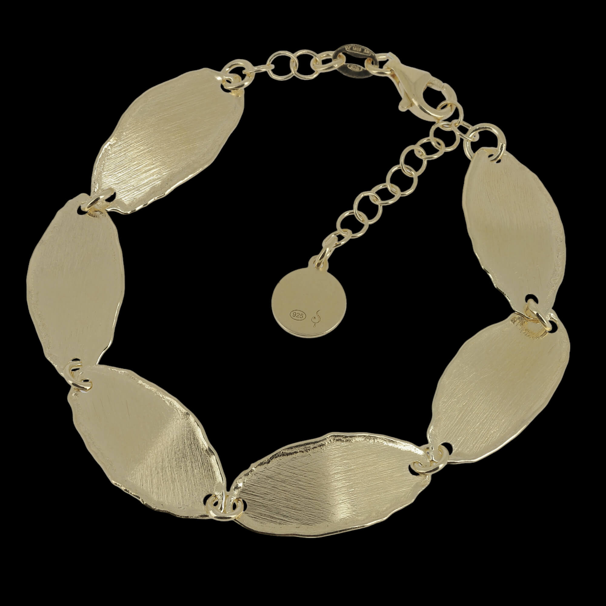 Gold-plated and oval-shaped bracelet