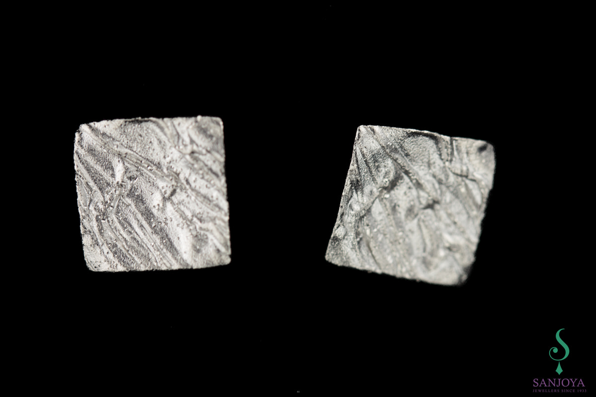 Beautiful square earrings made of silver