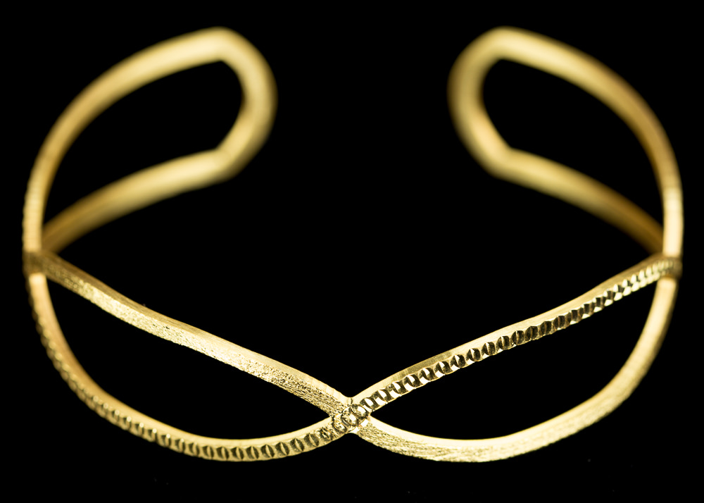 Gold plated and refined slave bracelet