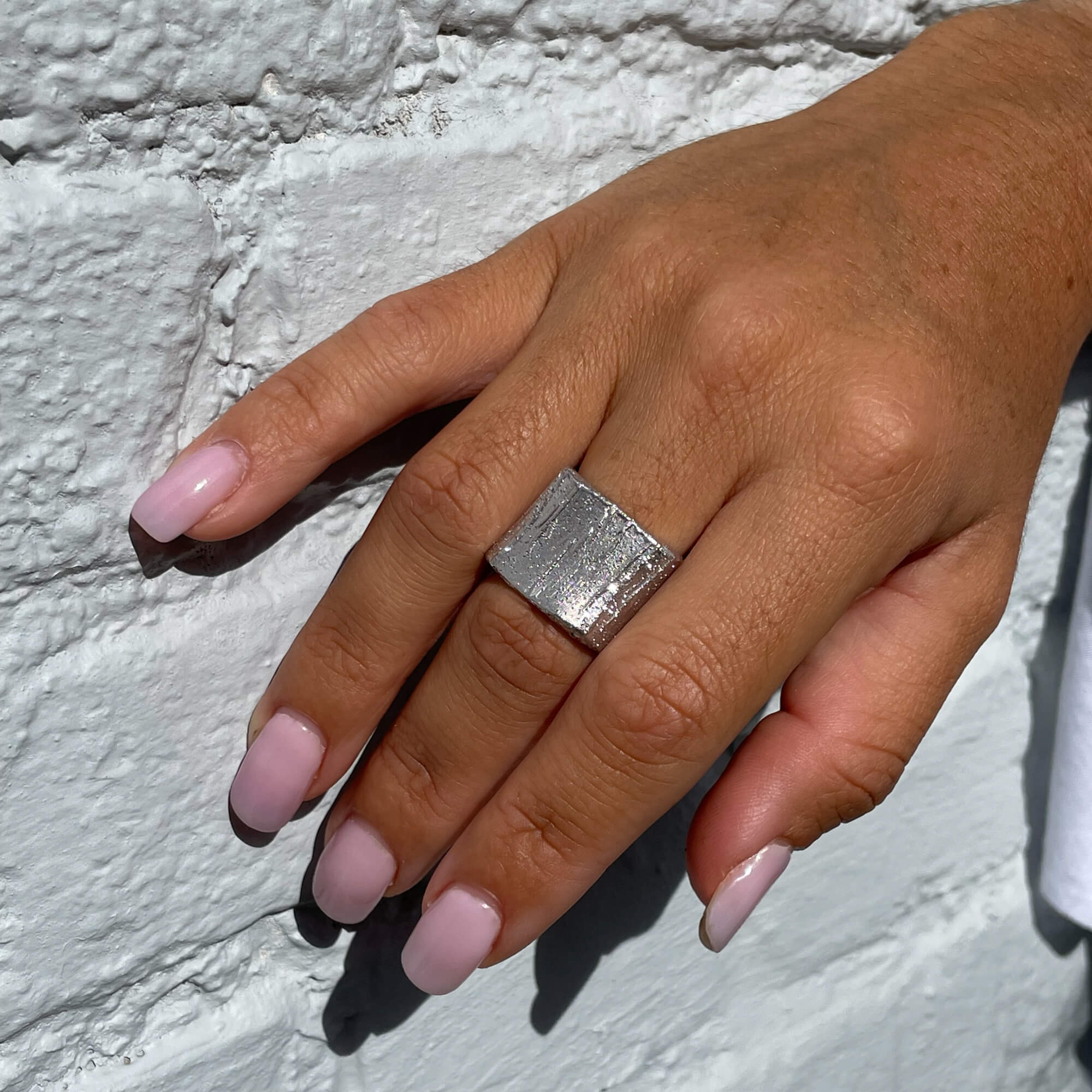 Bague en argent de forme carrée et plaquée diamant