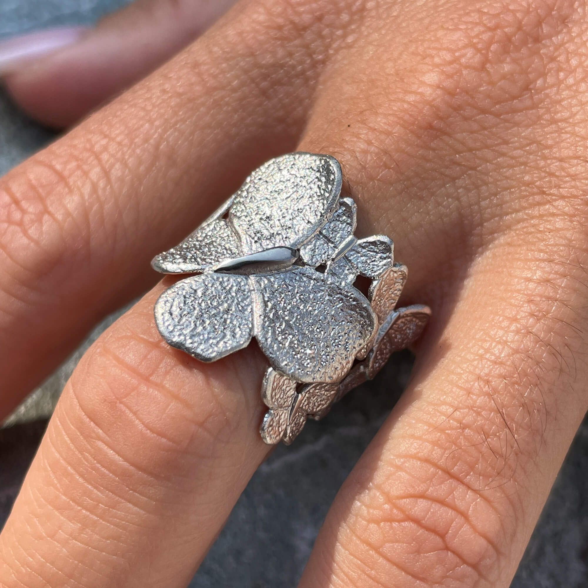 Petite bague papillon en argent