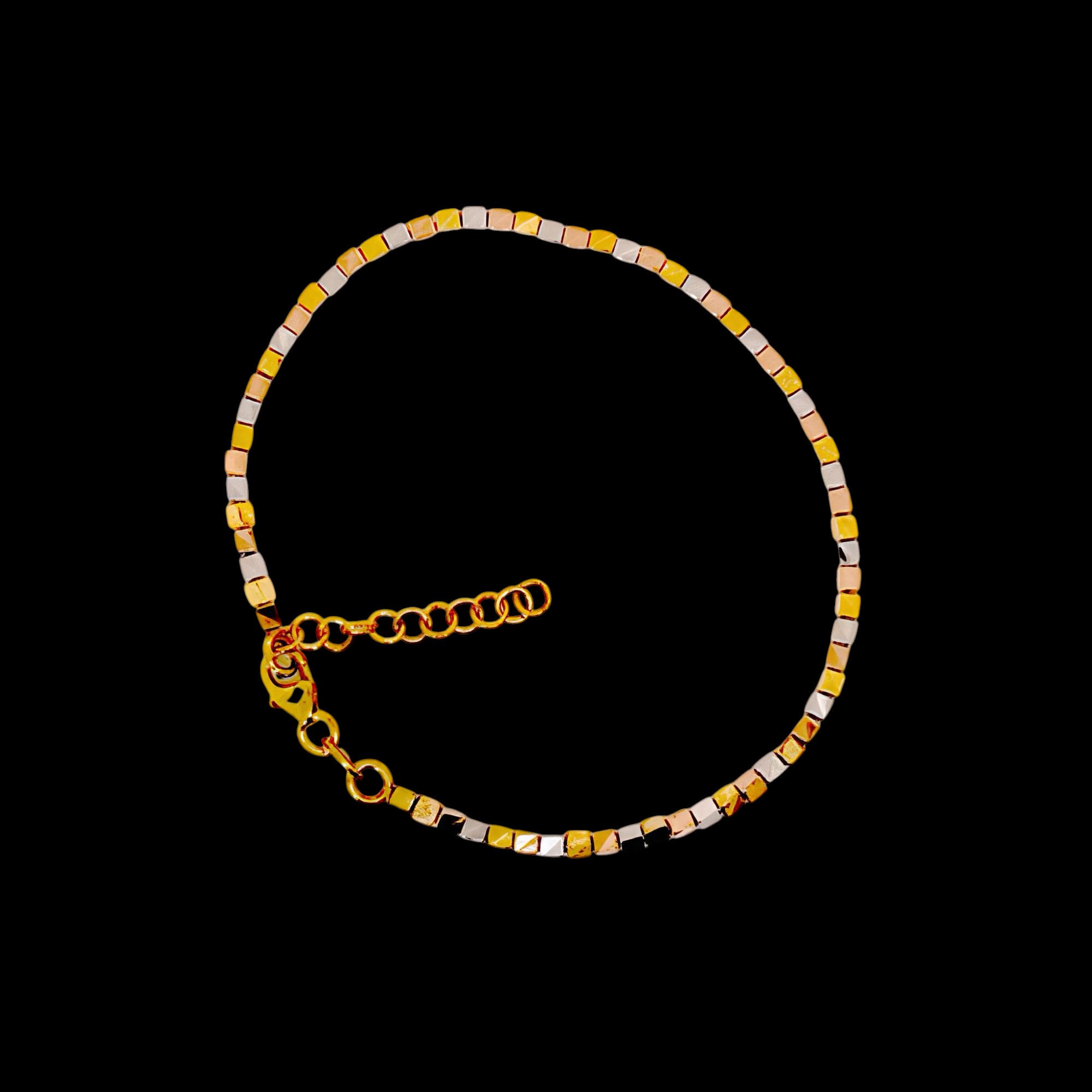 Three-tone bracelet, 3mm squares with detailing