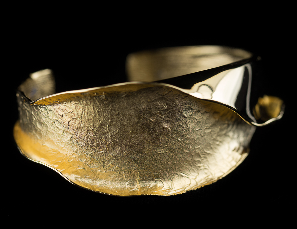 Gold plated bracelet matt and polished