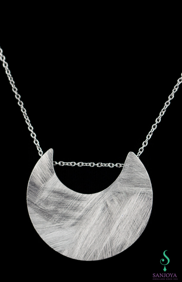 Silver crescent pendant with necklace