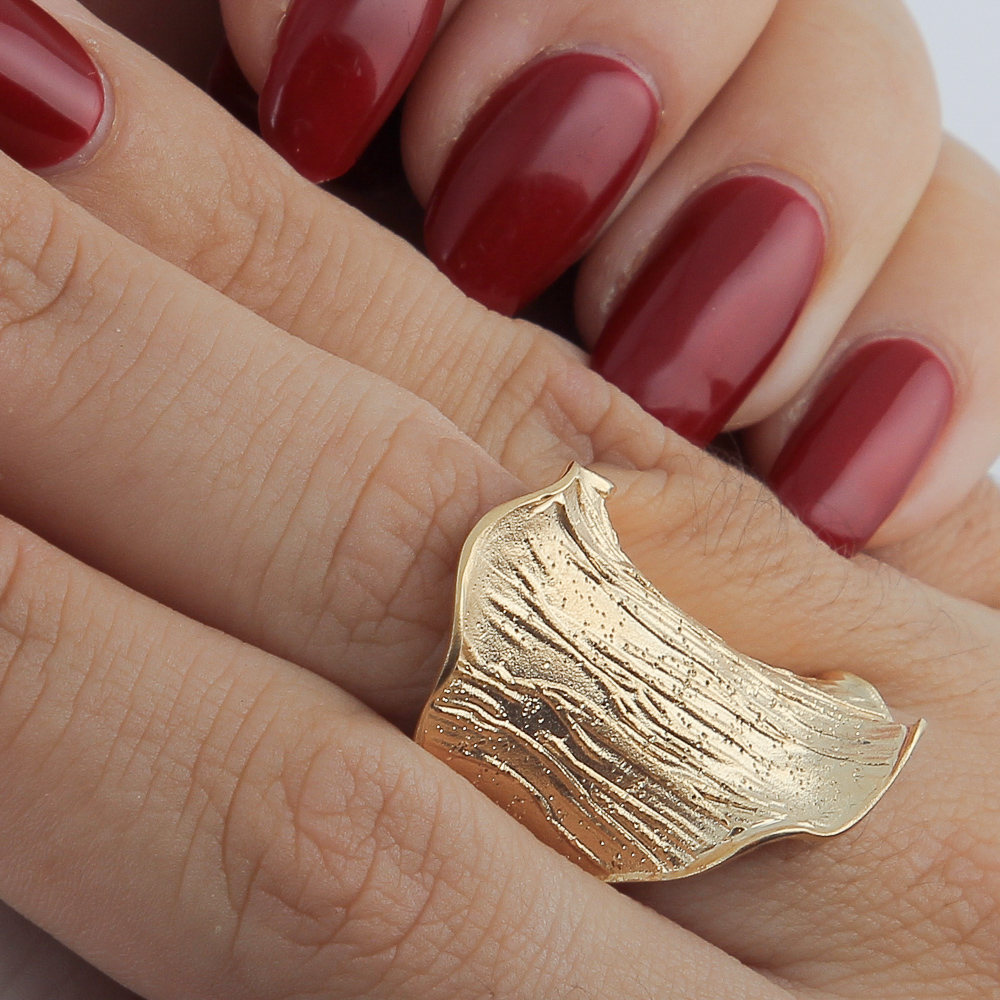 Gold plated ring, wide and diamond-coated