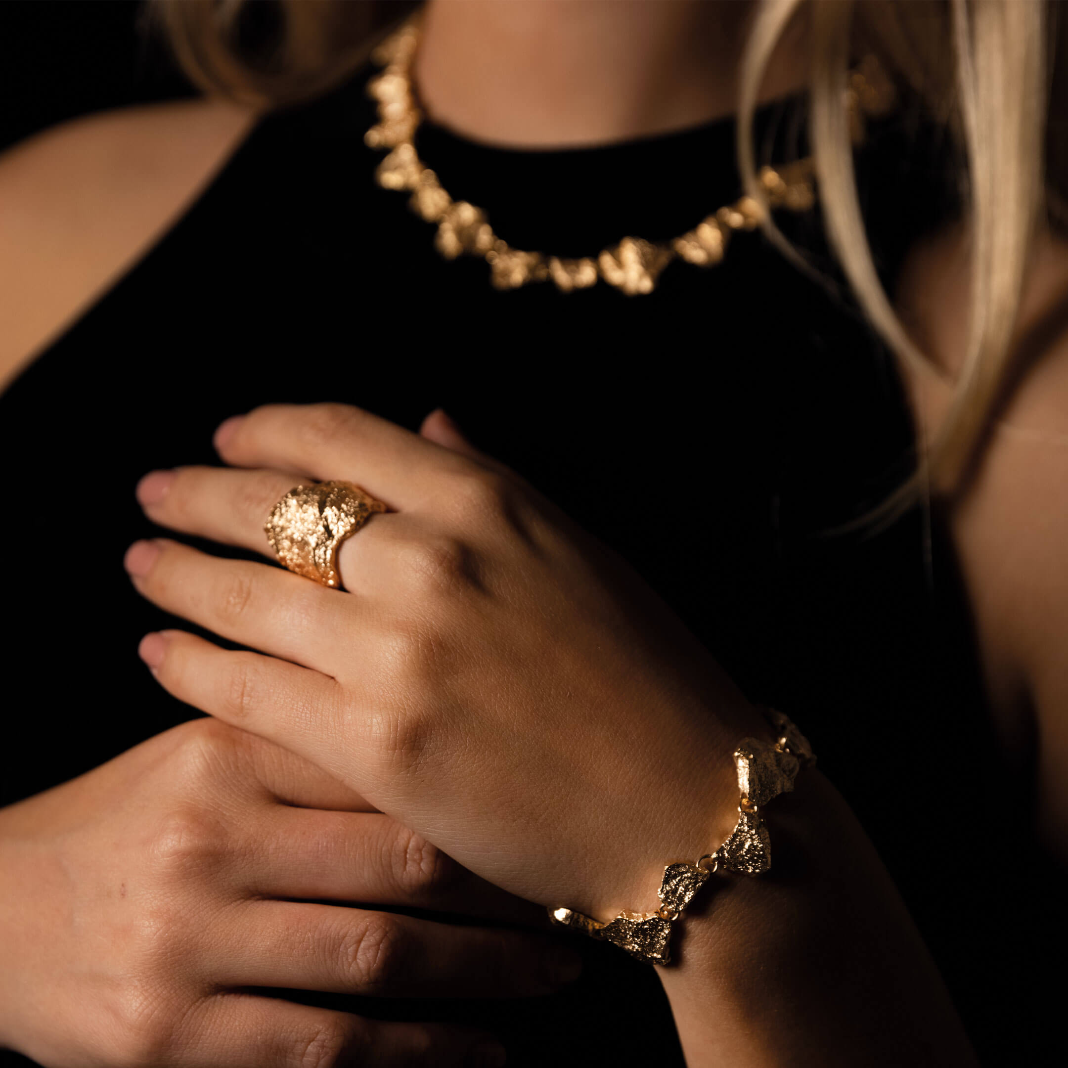 Beautiful stone-shaped gold plated necklace