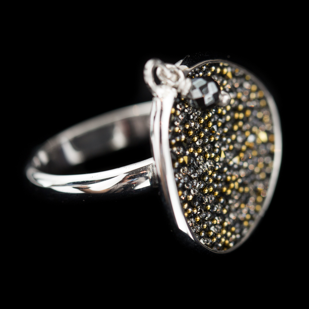 Original silver ring with hematite