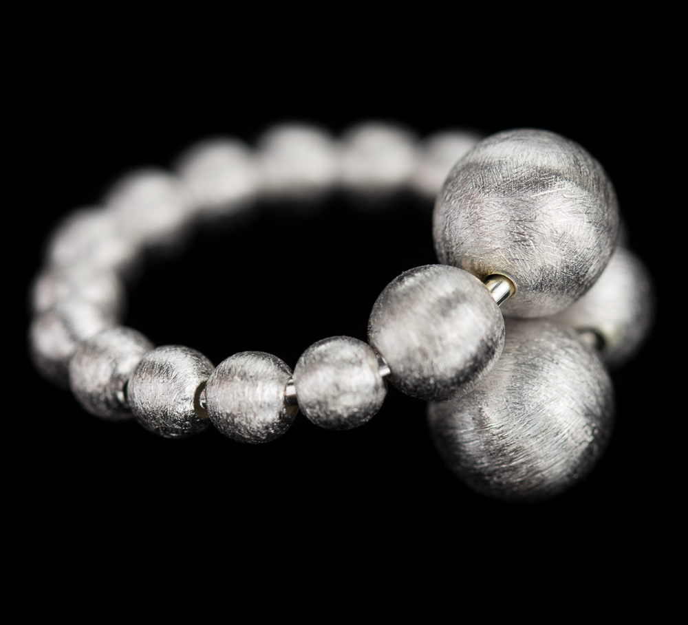 ART1016008 - Zilveren chique bolletjes ring