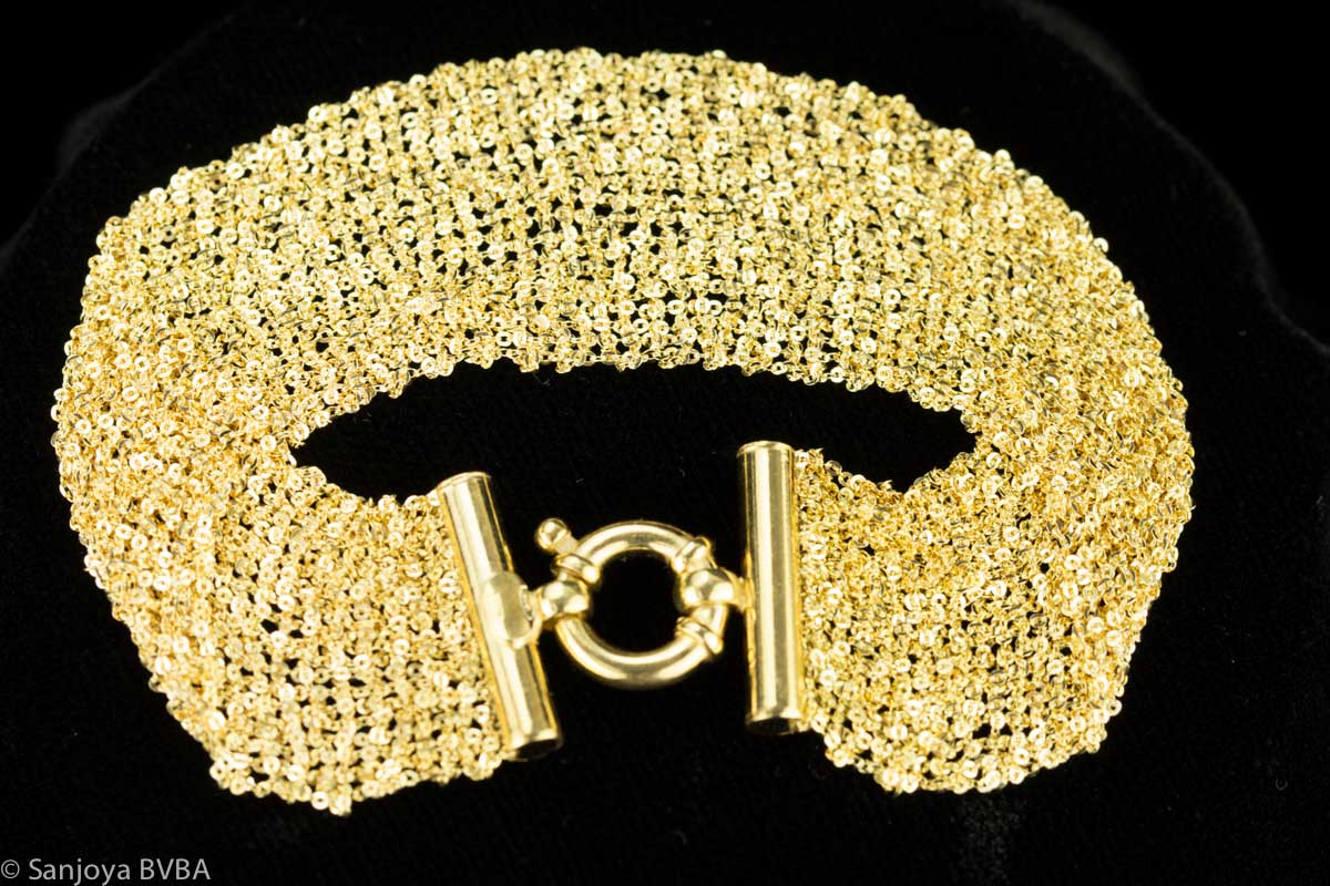 Gold plated bracelet of multiple chains