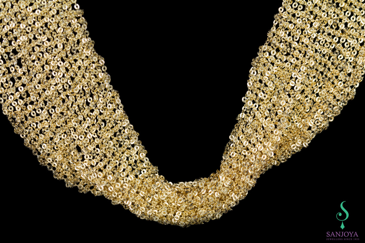 Necklace of intertwined gold-plated silver