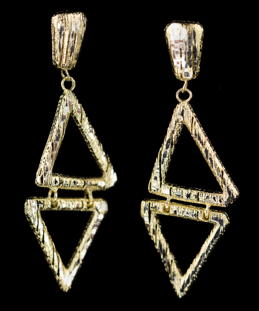 Long gold plated earrings with triangles