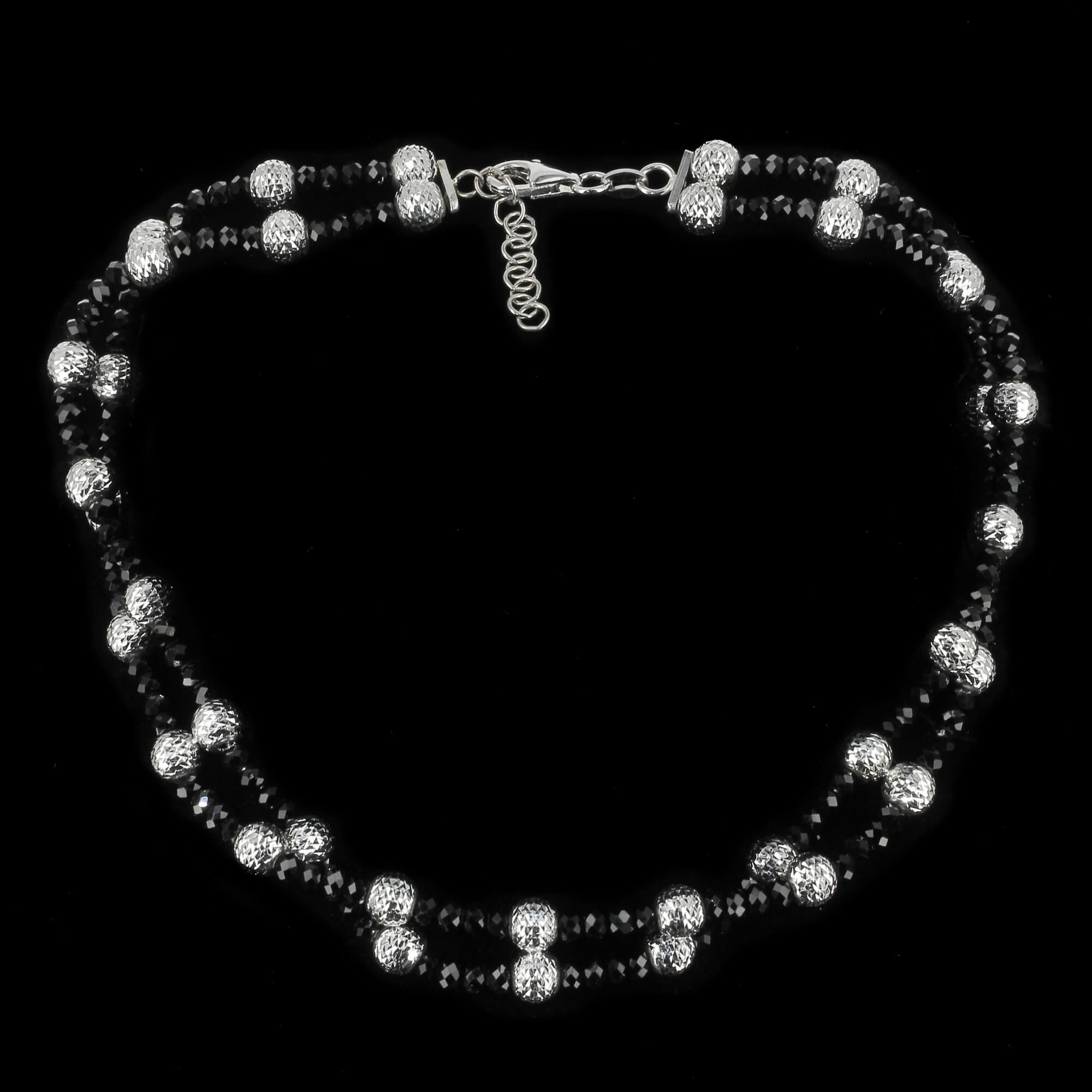 Choker of silver and onyx beads