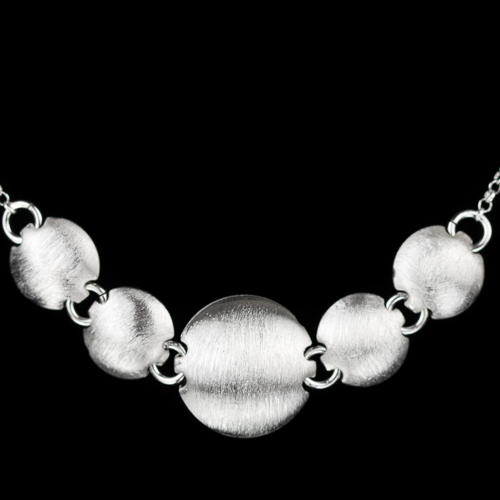Silver necklace with spheres