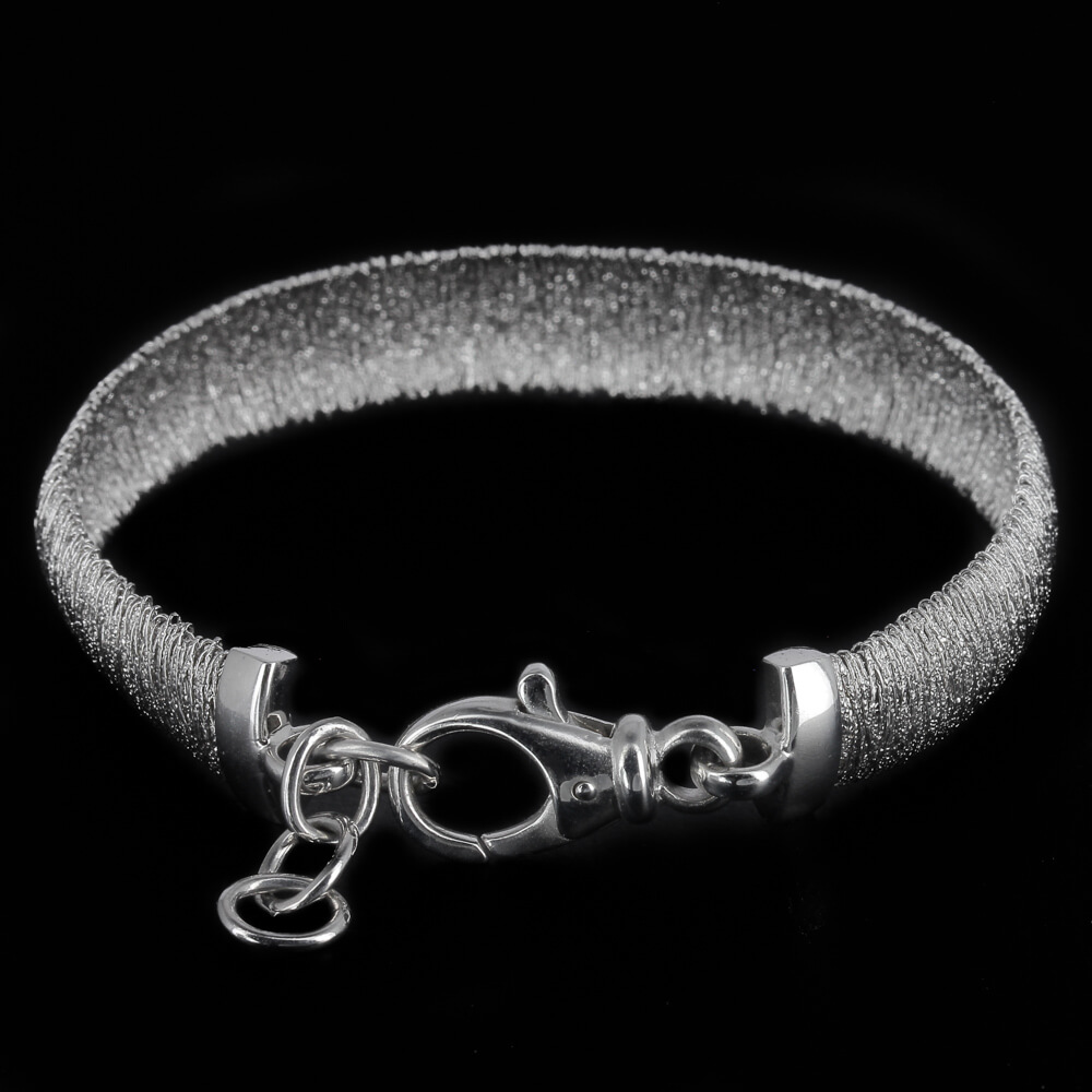 Elegant silver narrow bracelet