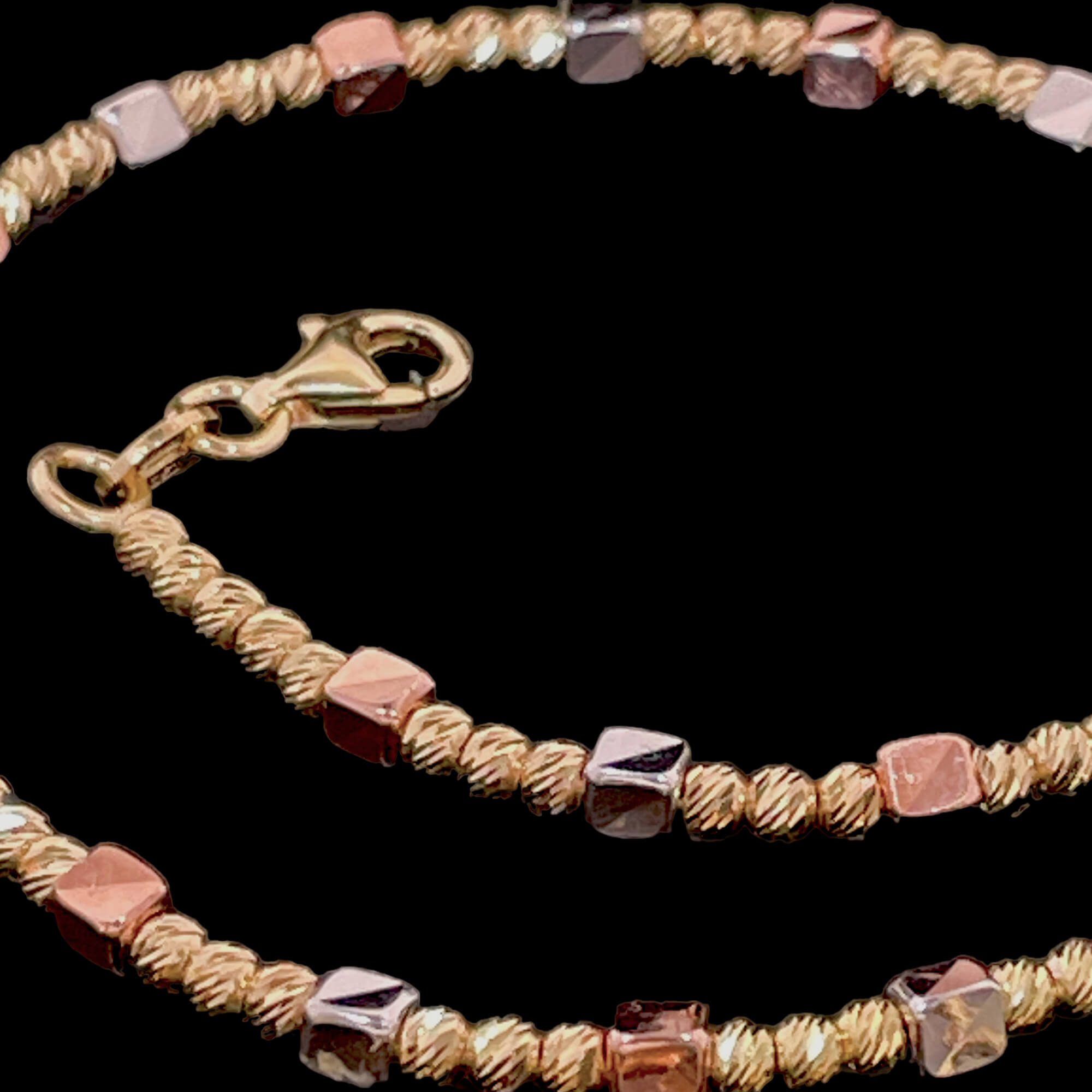 Three-colored chain; 3mm beads with processing