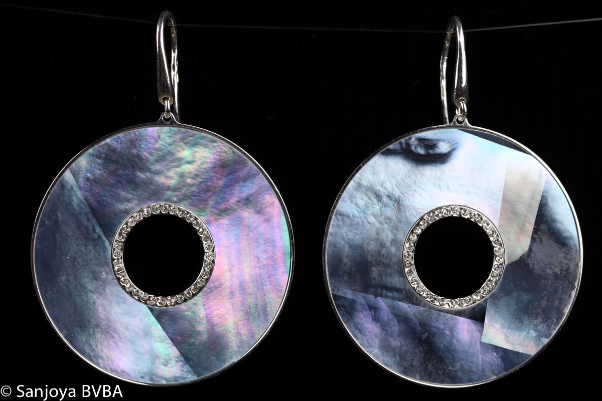 Italian earrings with round blue decorated pendants