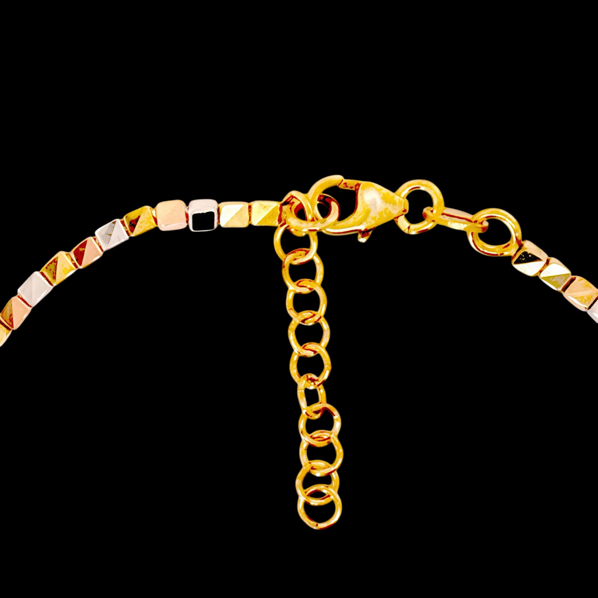 Three-tone bracelet, 3mm squares with detailing