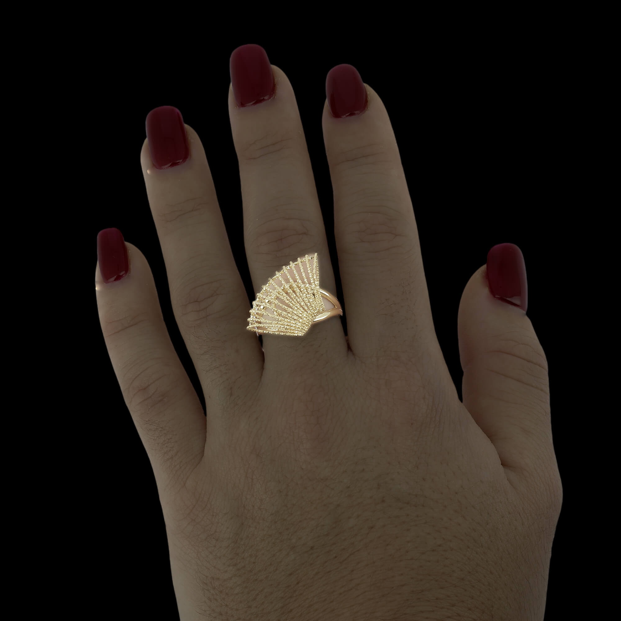 Ring mit einer Muschel aus 18-karätigem Gelbgold