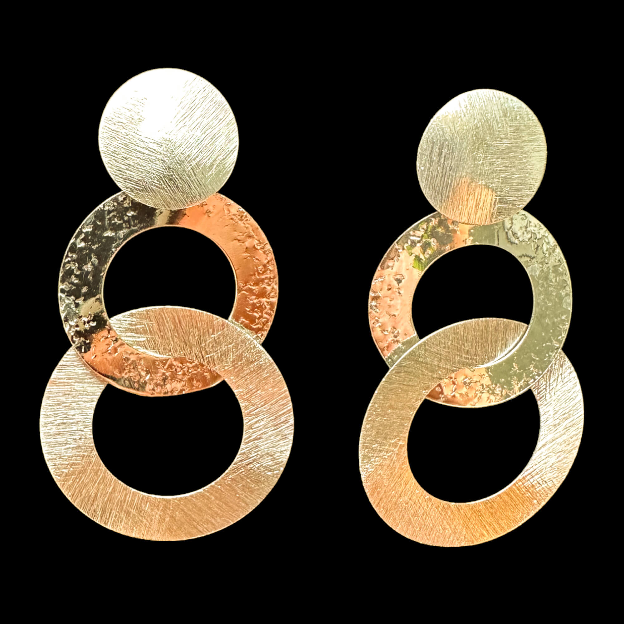 Gold-hanging circular earrings