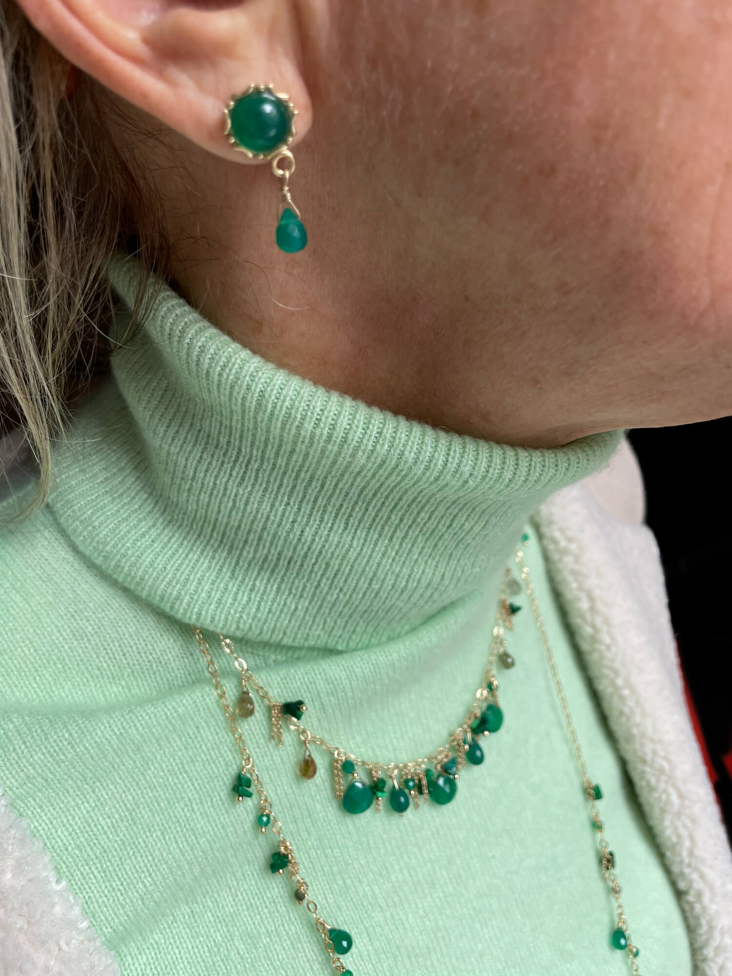 Gilt and green earrings with tourmaline and agate