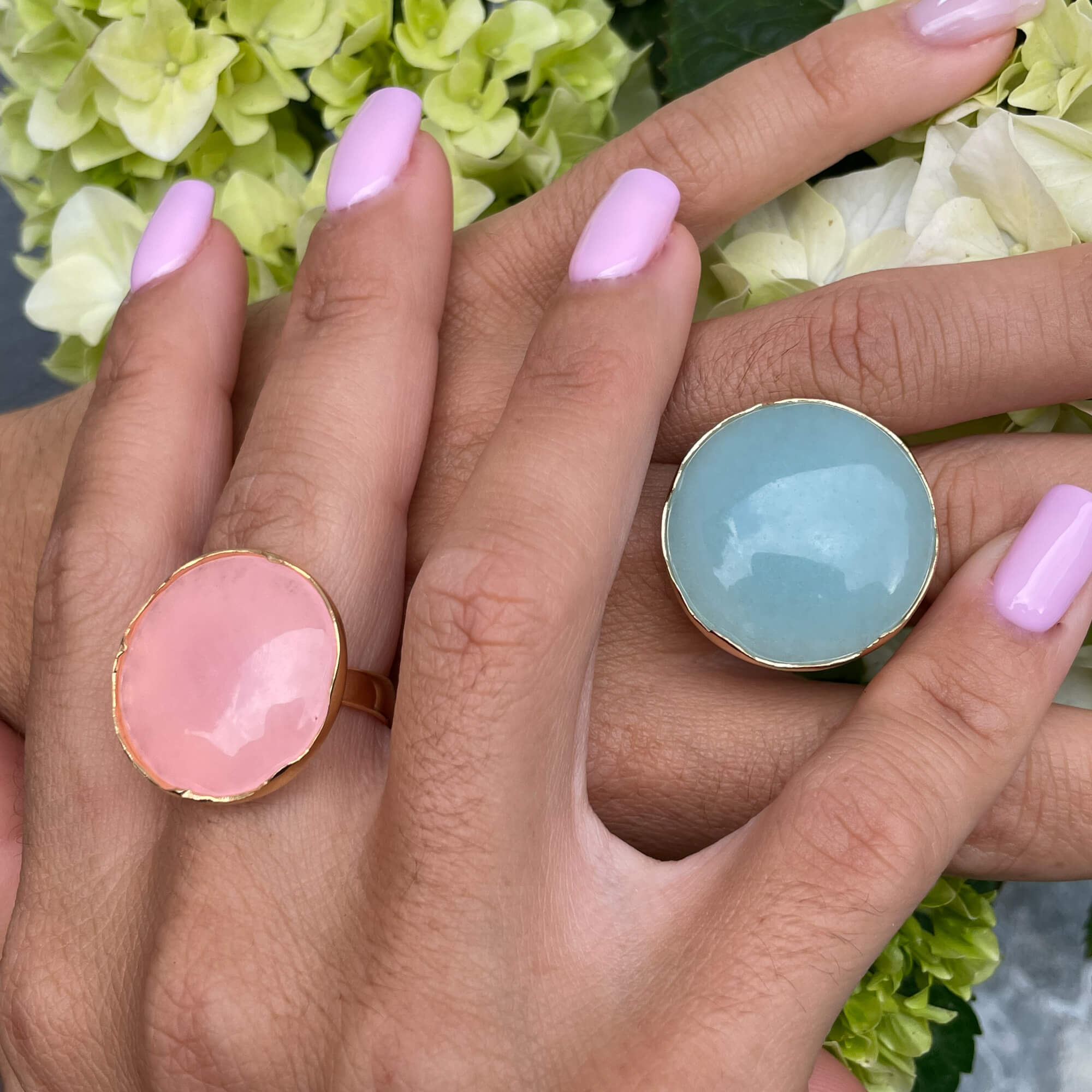 Gilt ring with a turquoise quartz stone