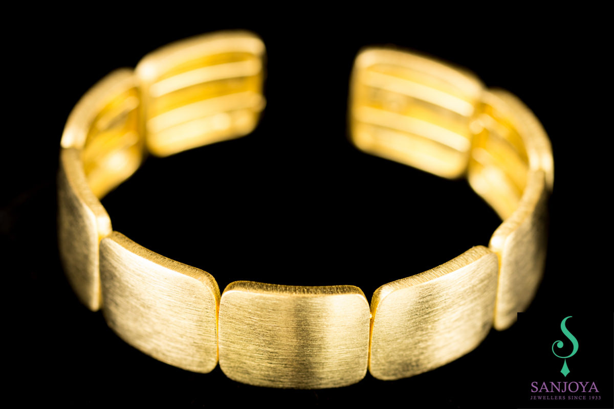 OGI1215002 - Vergulde armband met blokjes