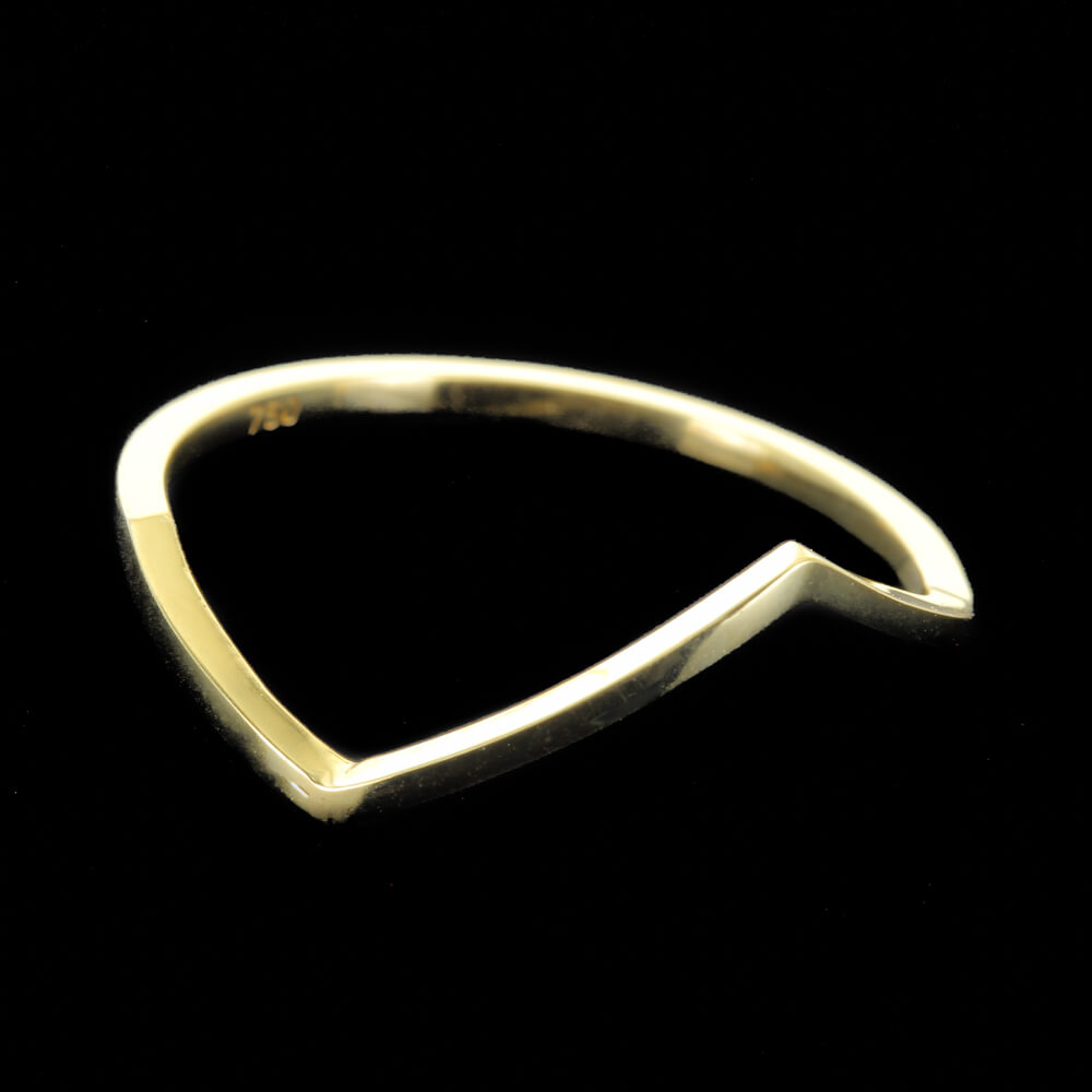 NO1119002 - Gouden v-ring 18Kt goud