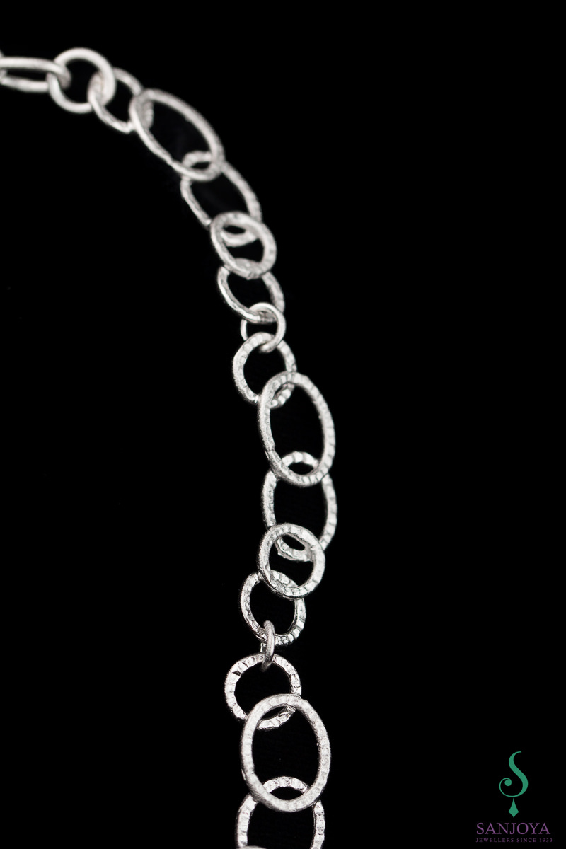 OGI0818001 - Zilver collier van matte en open schakels