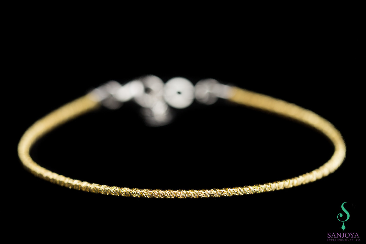 Refined goldplated bracelet; 2mm