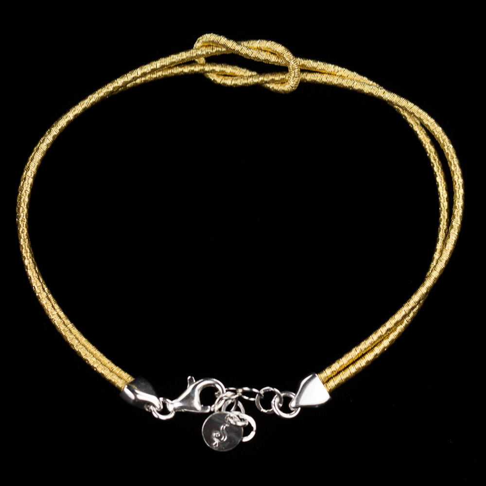 Refined goldplated bracelet with an infinity knot; 2mm