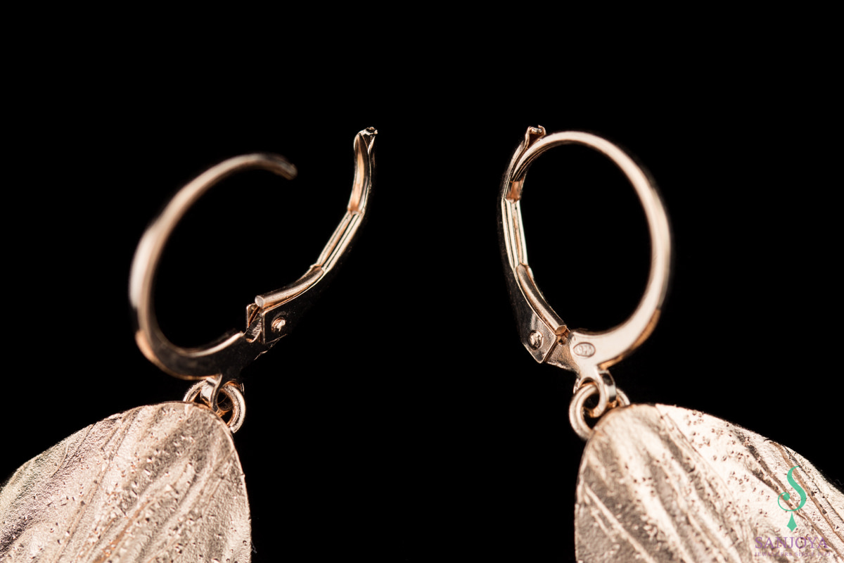 Rosé dependent oval diamond earrings