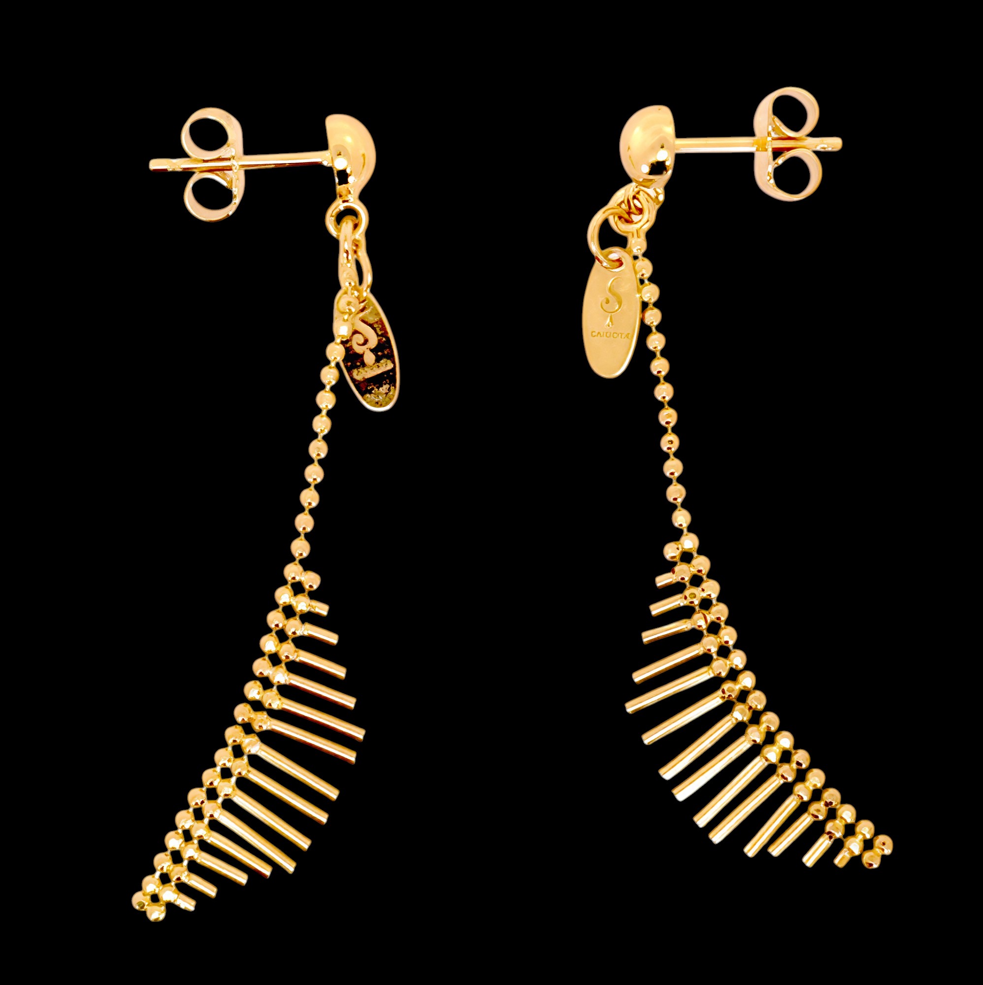 Boucles d'oreilles longues en forme d'éventail plaquées or