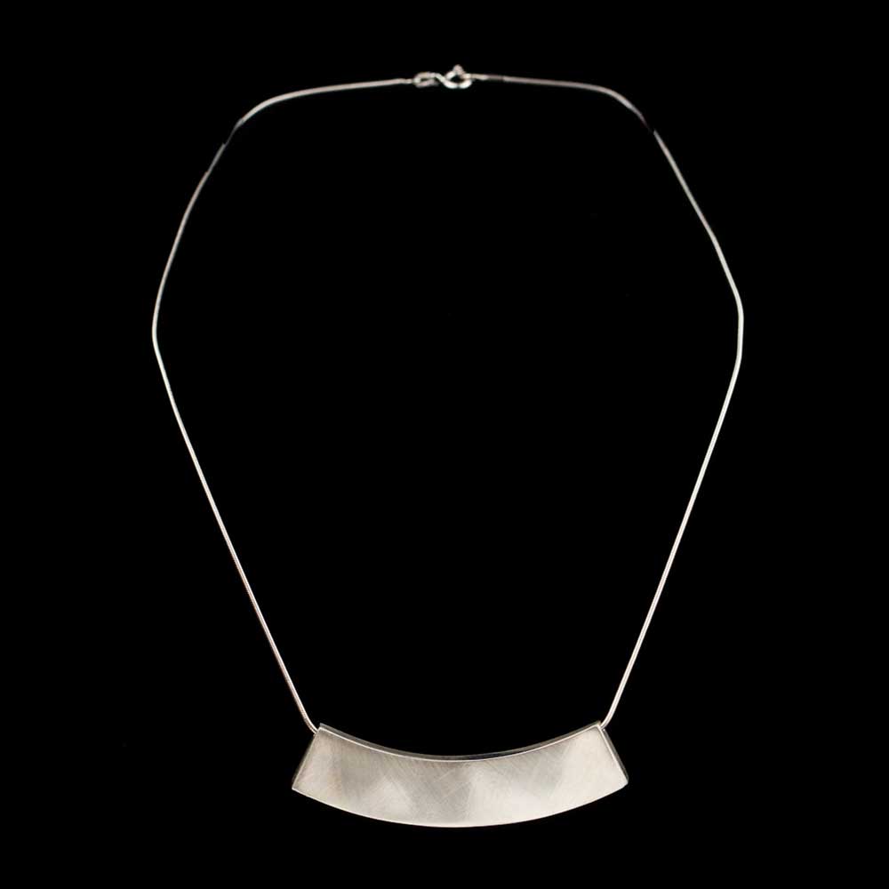 Silver necklace with a sleek and long pendant