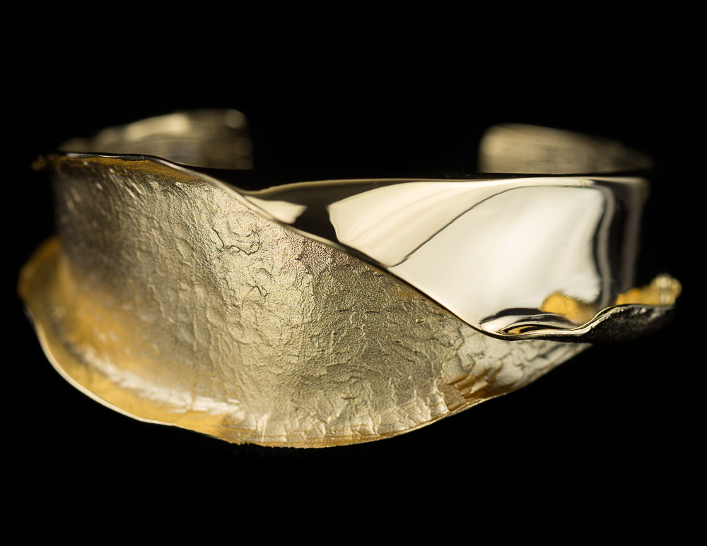 Gold plated bracelet matt and polished