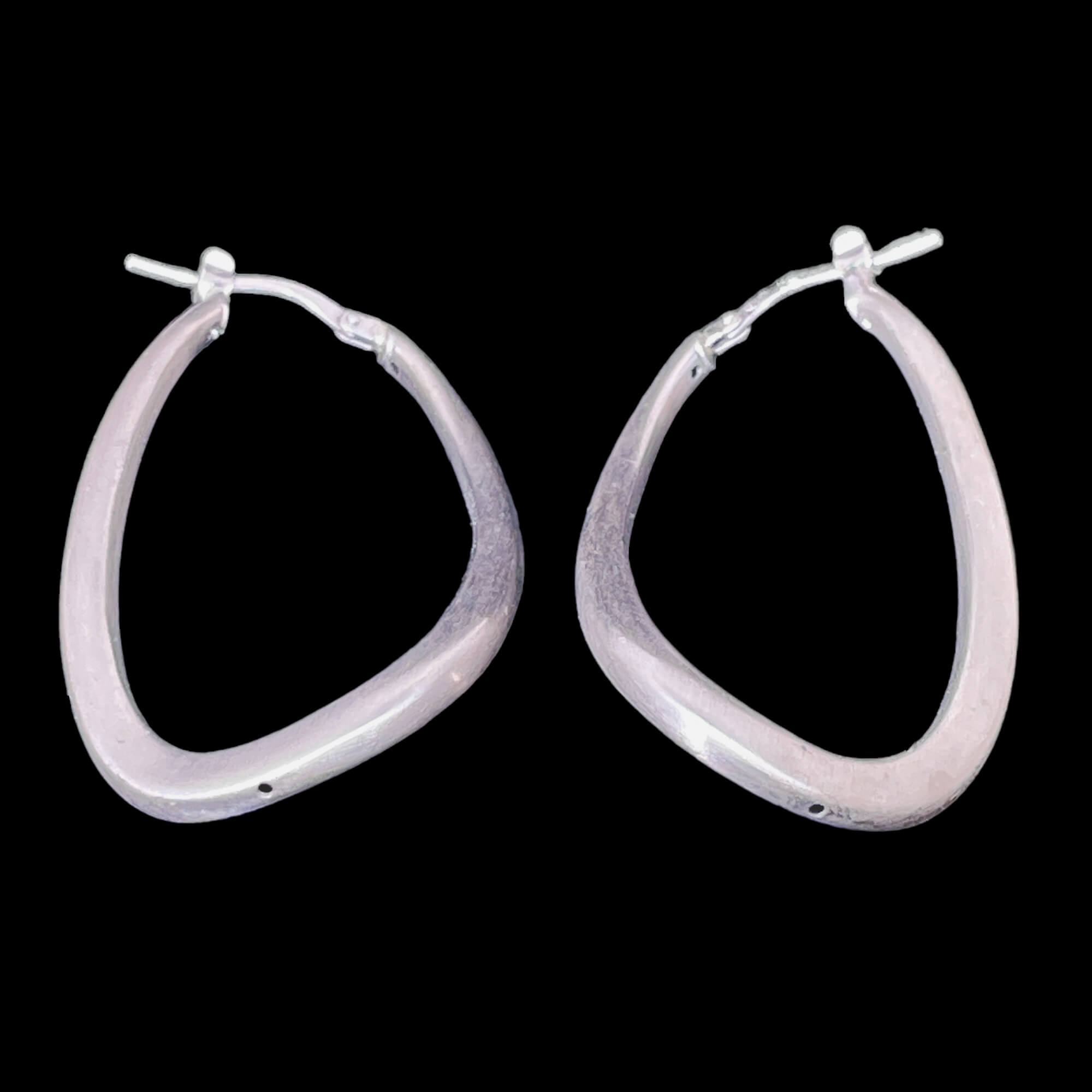 Smaller silver and matte hoop earrings Sanjoya