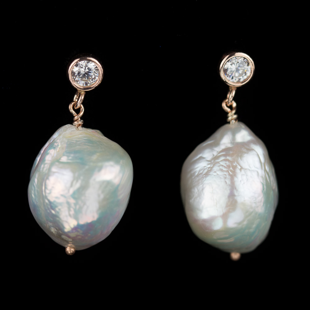 Pearl earrings from rosé with zirconia